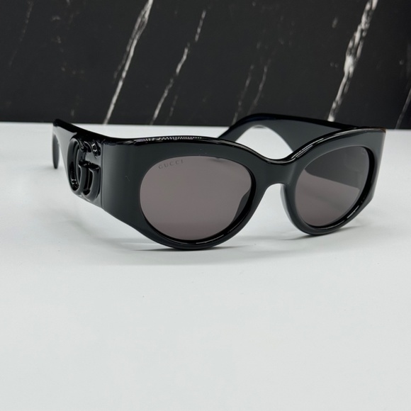 NEW GUCCI GG1544S 001 WOMEN SUNGLASSES GUCCI GG 1544S 001 BLACK GREY EYEWEAR - Picture 5 of 12